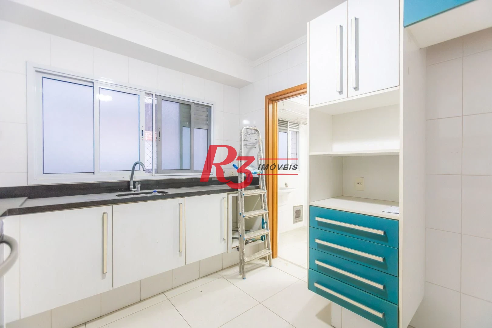 Cobertura com 3 dormitórios à venda, 248 m² por R$ 1.000.000,00 - Marapé - Santos/SP