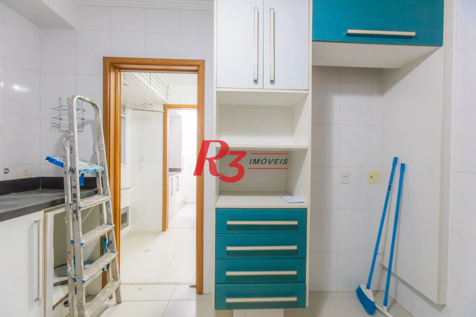 Cobertura com 3 dormitórios à venda, 248 m² por R$ 1.000.000,00 - Marapé - Santos/SP