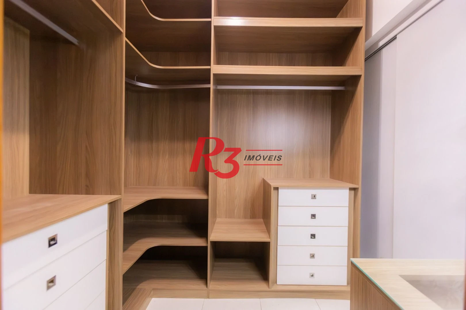 Cobertura com 3 dormitórios à venda, 248 m² por R$ 1.000.000,00 - Marapé - Santos/SP