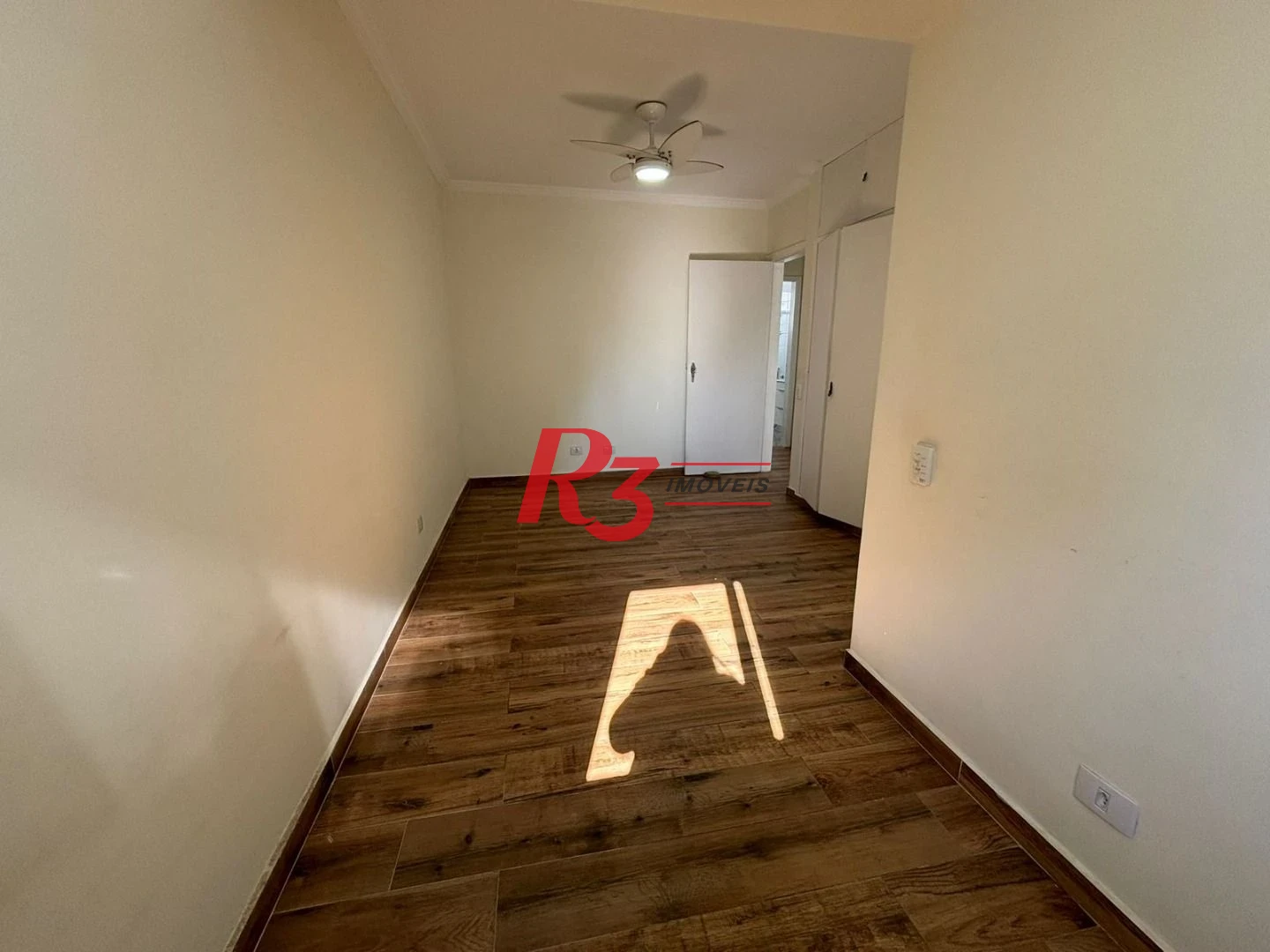 Apartamento com 2 dormitórios à venda, 82 m² por R$ 930.000,00 - Boqueirão - Santos/SP