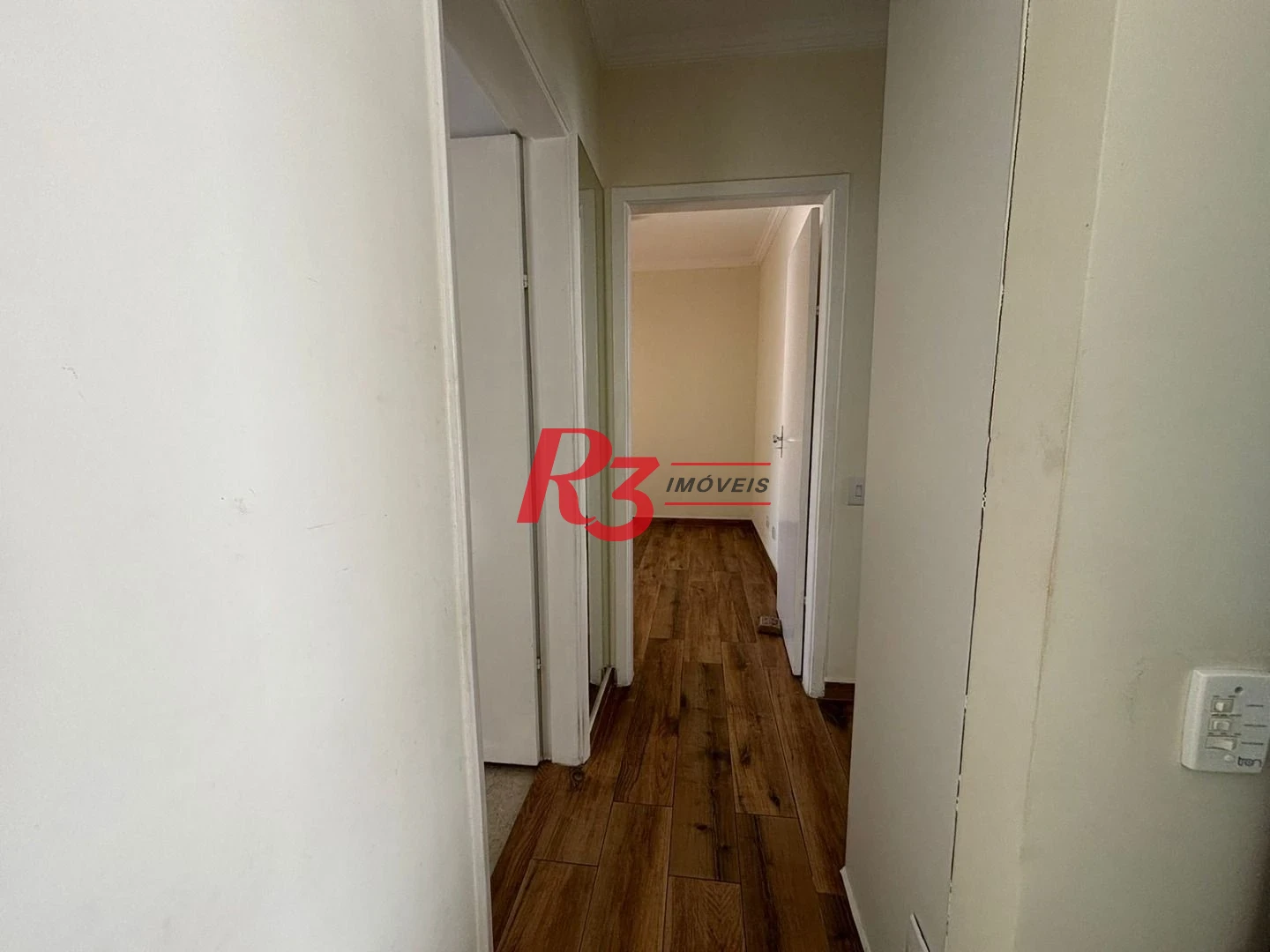 Apartamento com 2 dormitórios à venda, 82 m² por R$ 930.000,00 - Boqueirão - Santos/SP