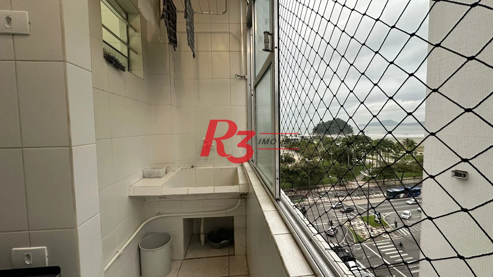 Apartamento com 1 dormitório para alugar, 30 m² por R$ 3.000,02/mês - José Menino - Santos/SP