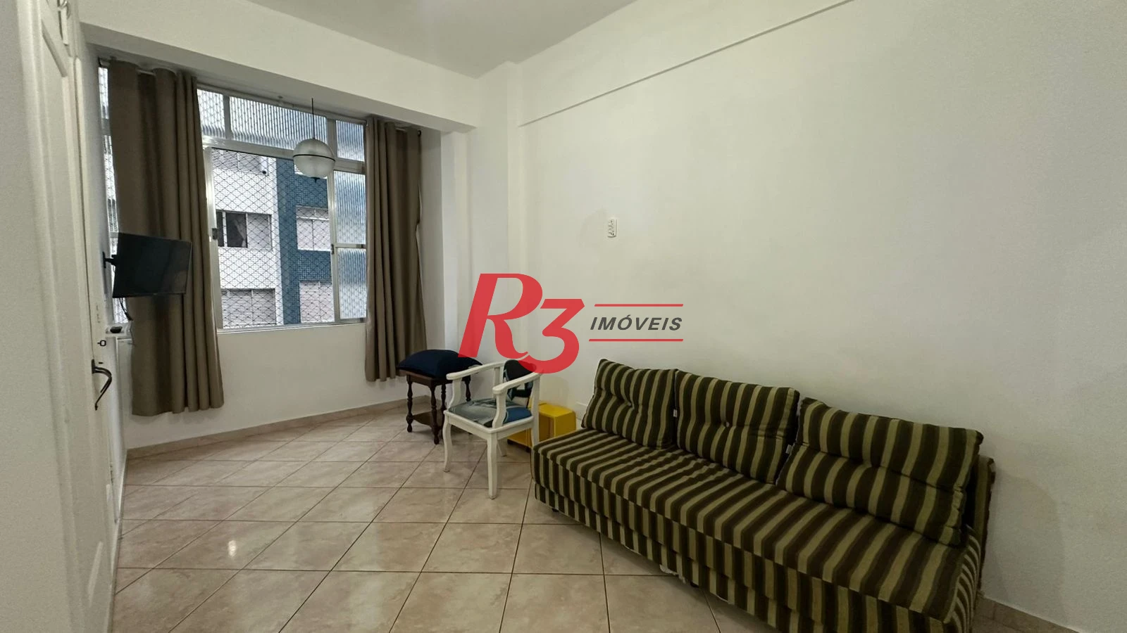Apartamento com 1 dormitório para alugar, 30 m² por R$ 3.000,02/mês - José Menino - Santos/SP