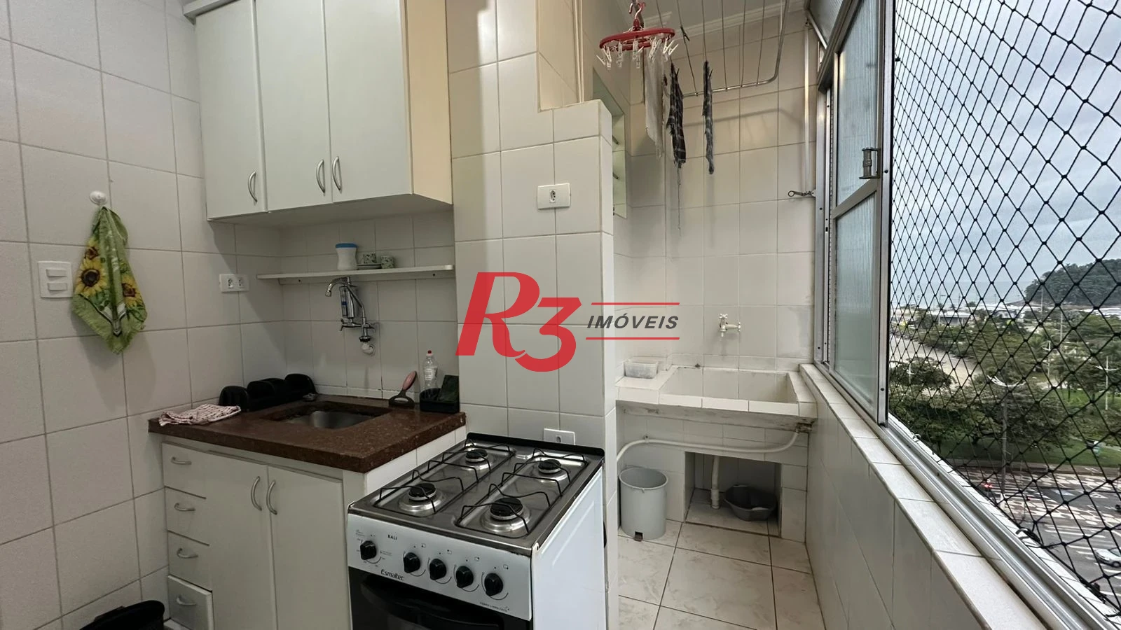 Apartamento com 1 dormitório para alugar, 30 m² por R$ 3.000,02/mês - José Menino - Santos/SP