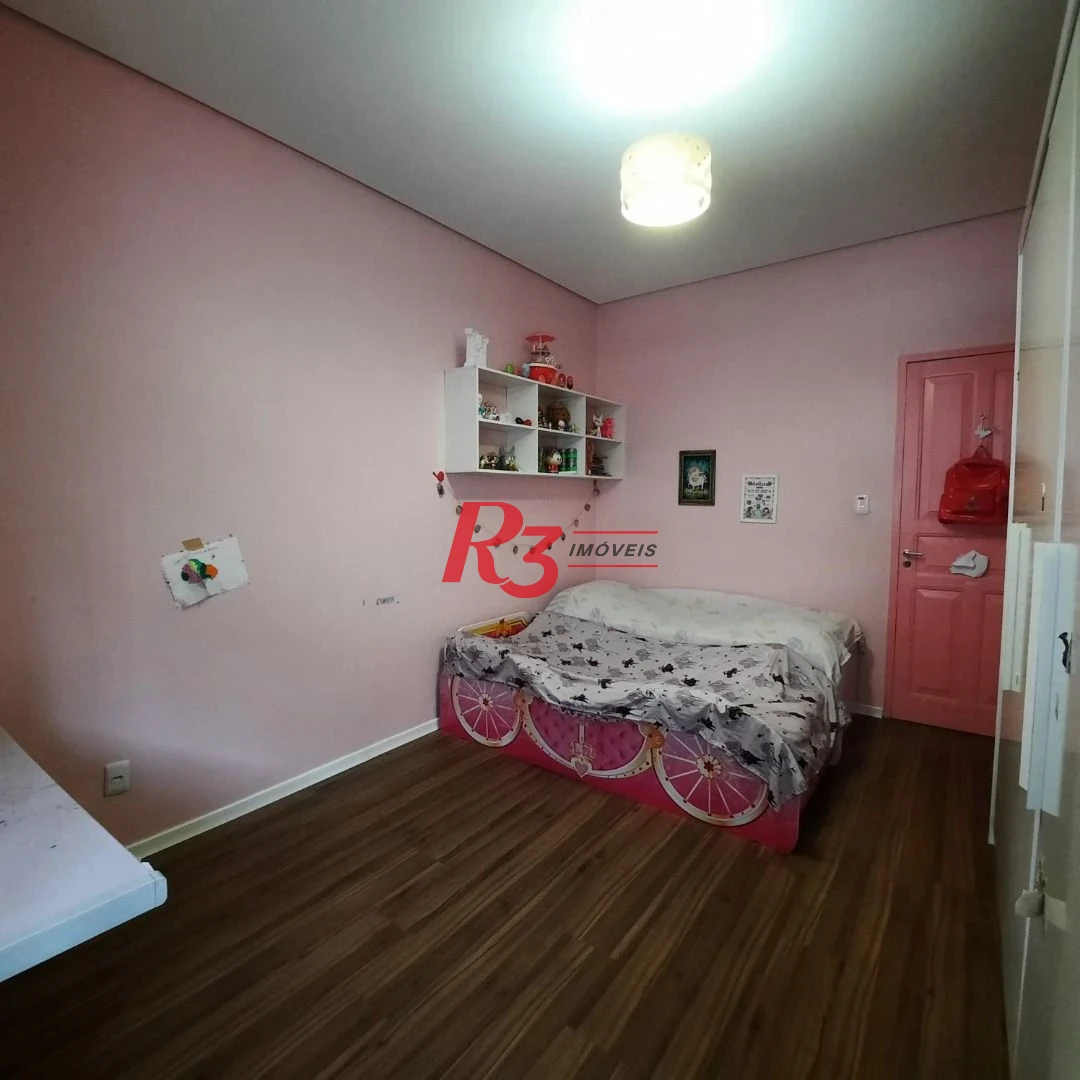 Sobrado com 2 dormitórios à venda, 180 m² por R$ 1.000.000,00 - Campo Grande - Santos/SP