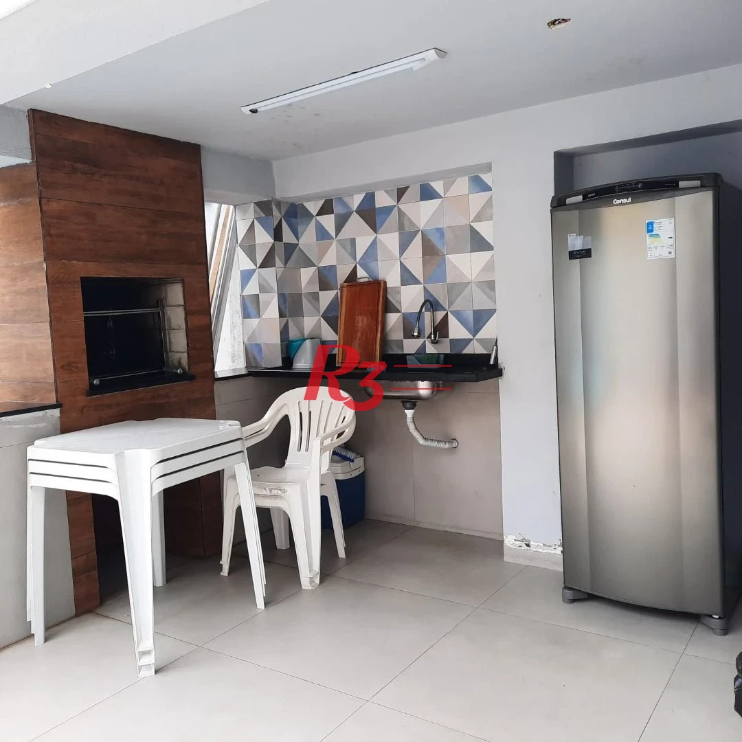 Sobrado com 2 dormitórios à venda, 180 m² por R$ 1.000.000,00 - Campo Grande - Santos/SP