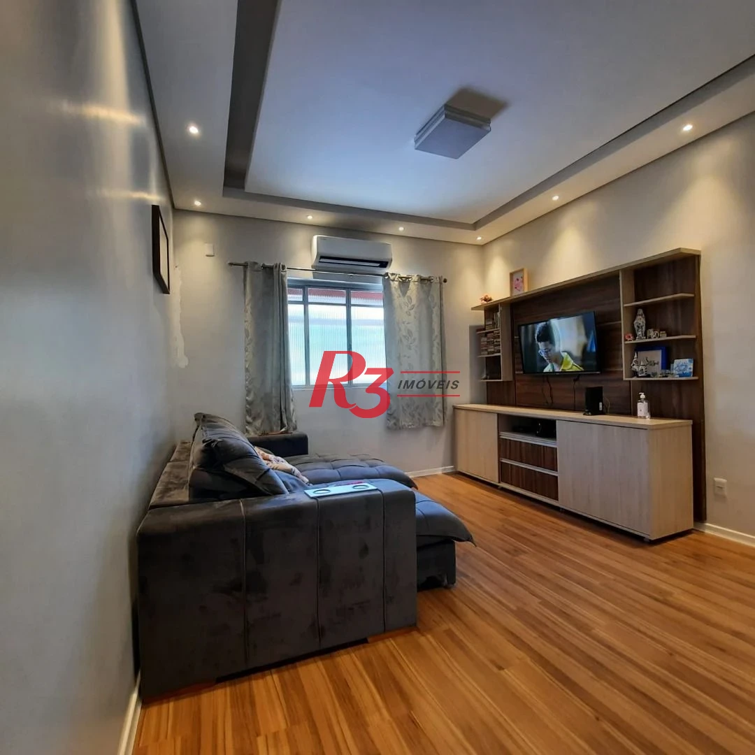 Sobrado com 2 dormitórios à venda, 180 m² por R$ 1.000.000,00 - Campo Grande - Santos/SP
