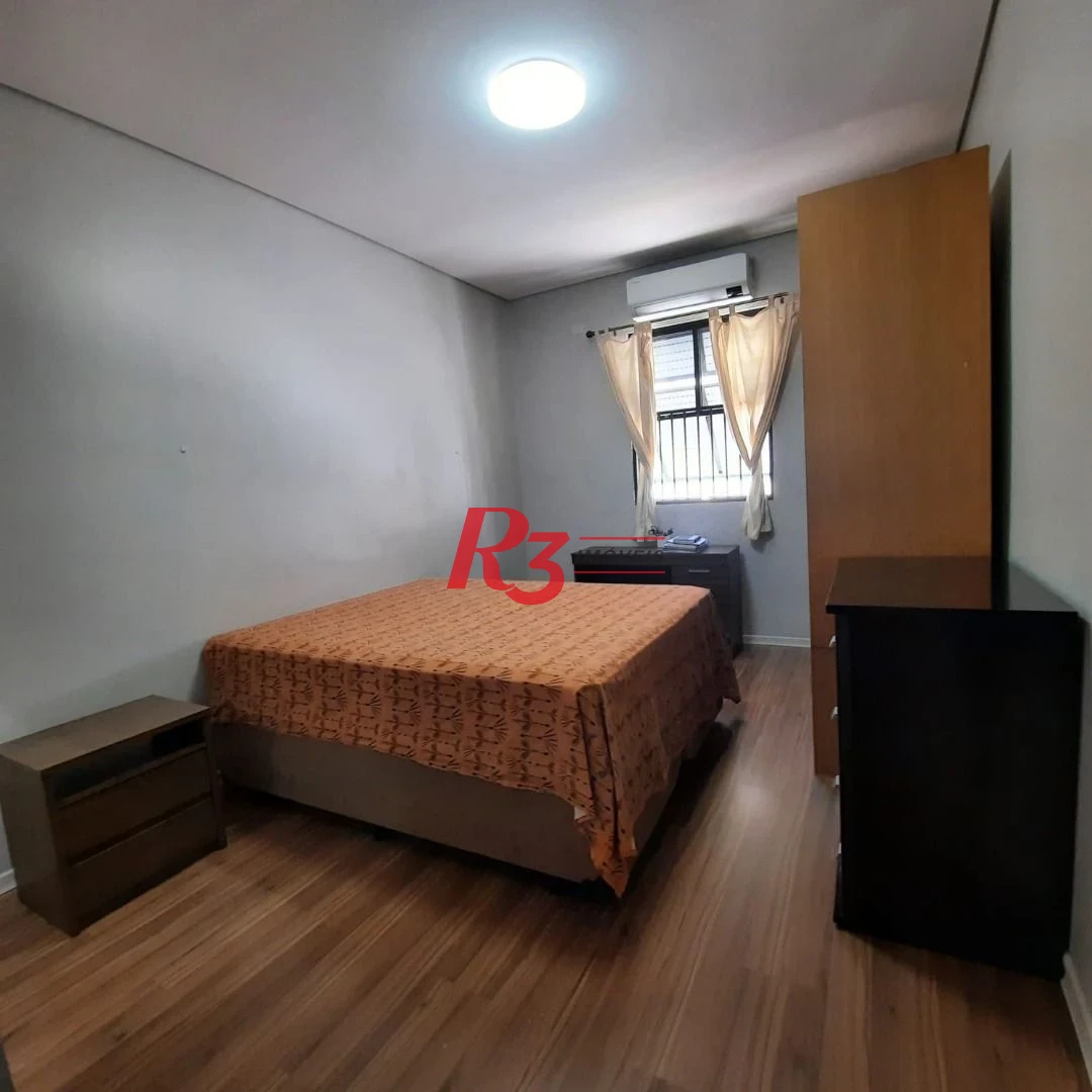 Sobrado com 2 dormitórios à venda, 180 m² por R$ 1.000.000,00 - Campo Grande - Santos/SP