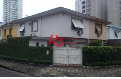 Sobrado com 3 dormitórios à venda, 134 m² por R$ 1.490.000,00 - Ponta da Praia - Santos/SP
