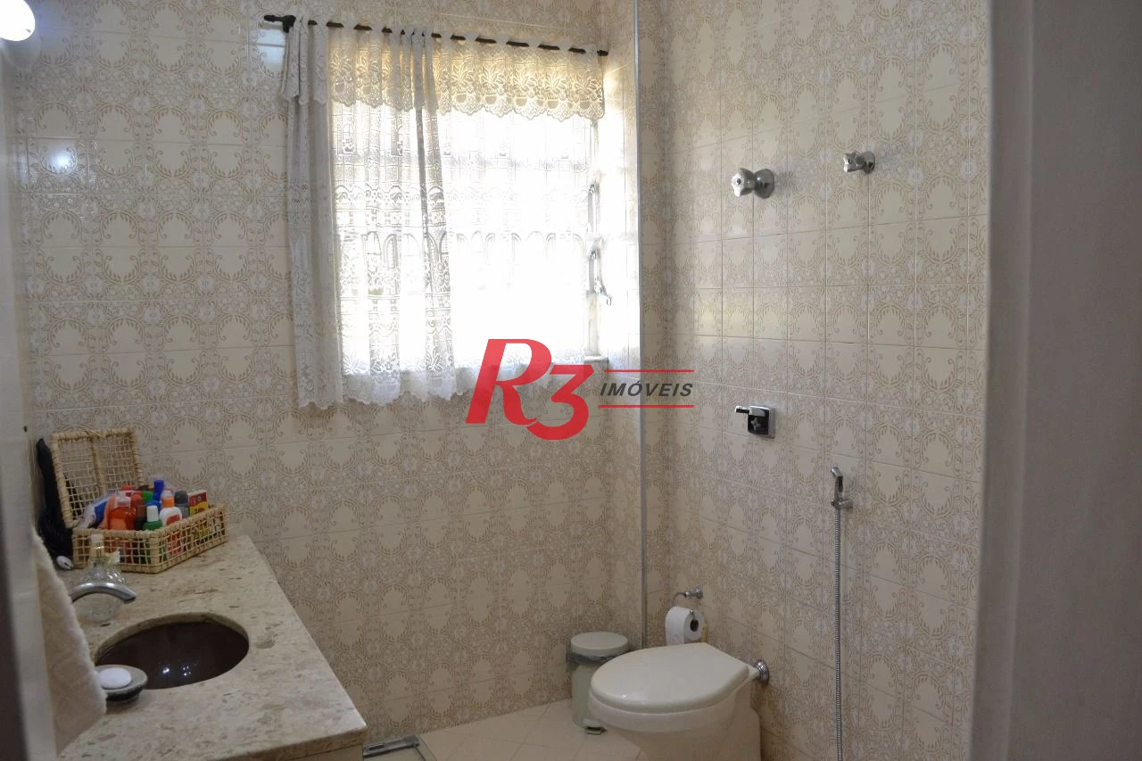 Sobrado com 3 dormitórios à venda, 134 m² por R$ 1.490.000,00 - Ponta da Praia - Santos/SP