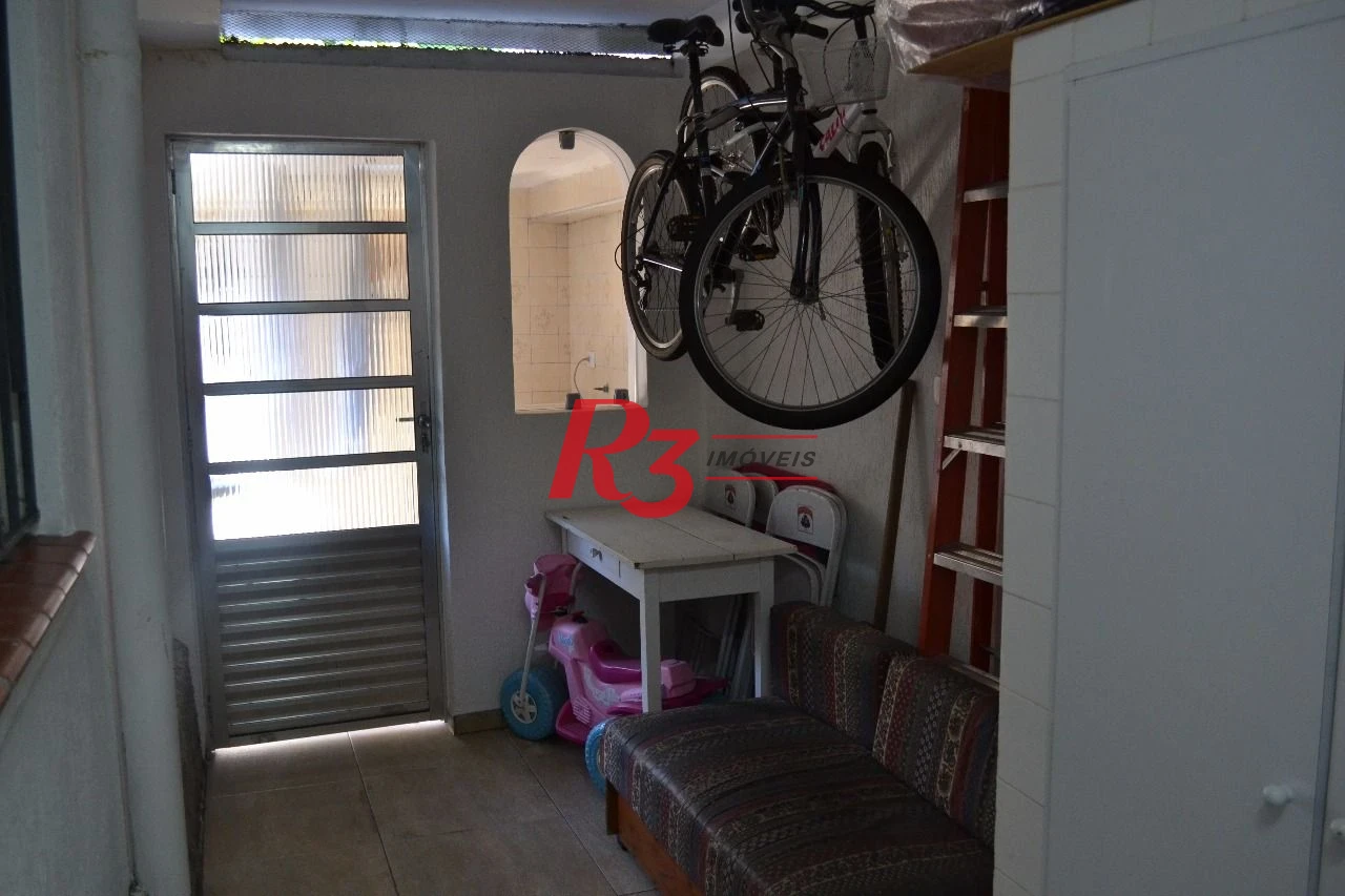 Sobrado com 3 dormitórios à venda, 134 m² por R$ 1.490.000,00 - Ponta da Praia - Santos/SP