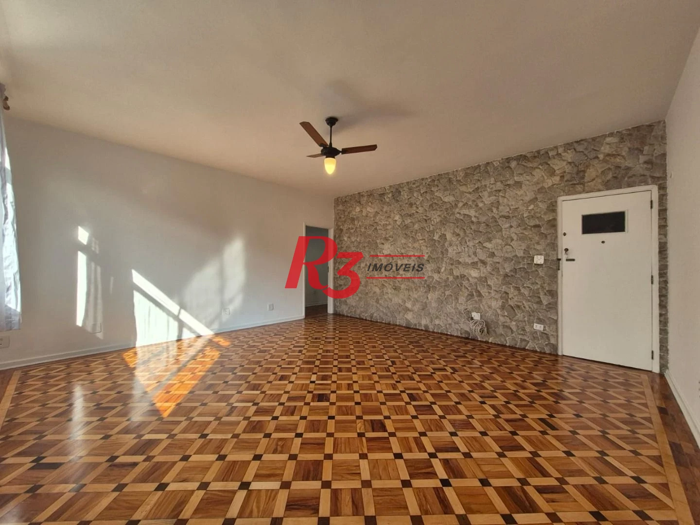 Apartamento com 3 dormitórios à venda, 146 m² por R$ 1.050.000,00 - Boqueirão - Santos/SP