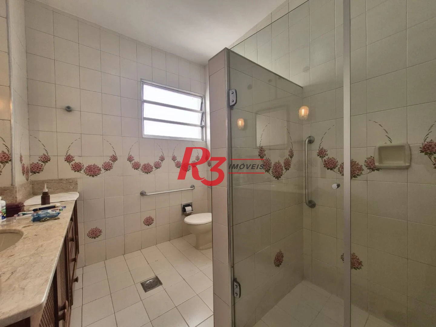 Apartamento com 3 dormitórios à venda, 146 m² por R$ 1.050.000,00 - Boqueirão - Santos/SP