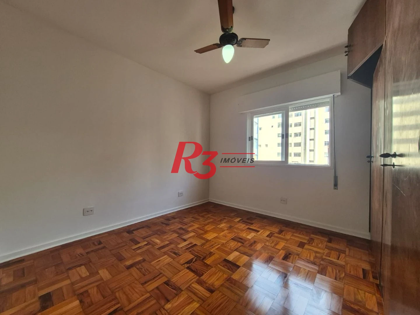 Apartamento com 3 dormitórios à venda, 146 m² por R$ 1.050.000,00 - Boqueirão - Santos/SP