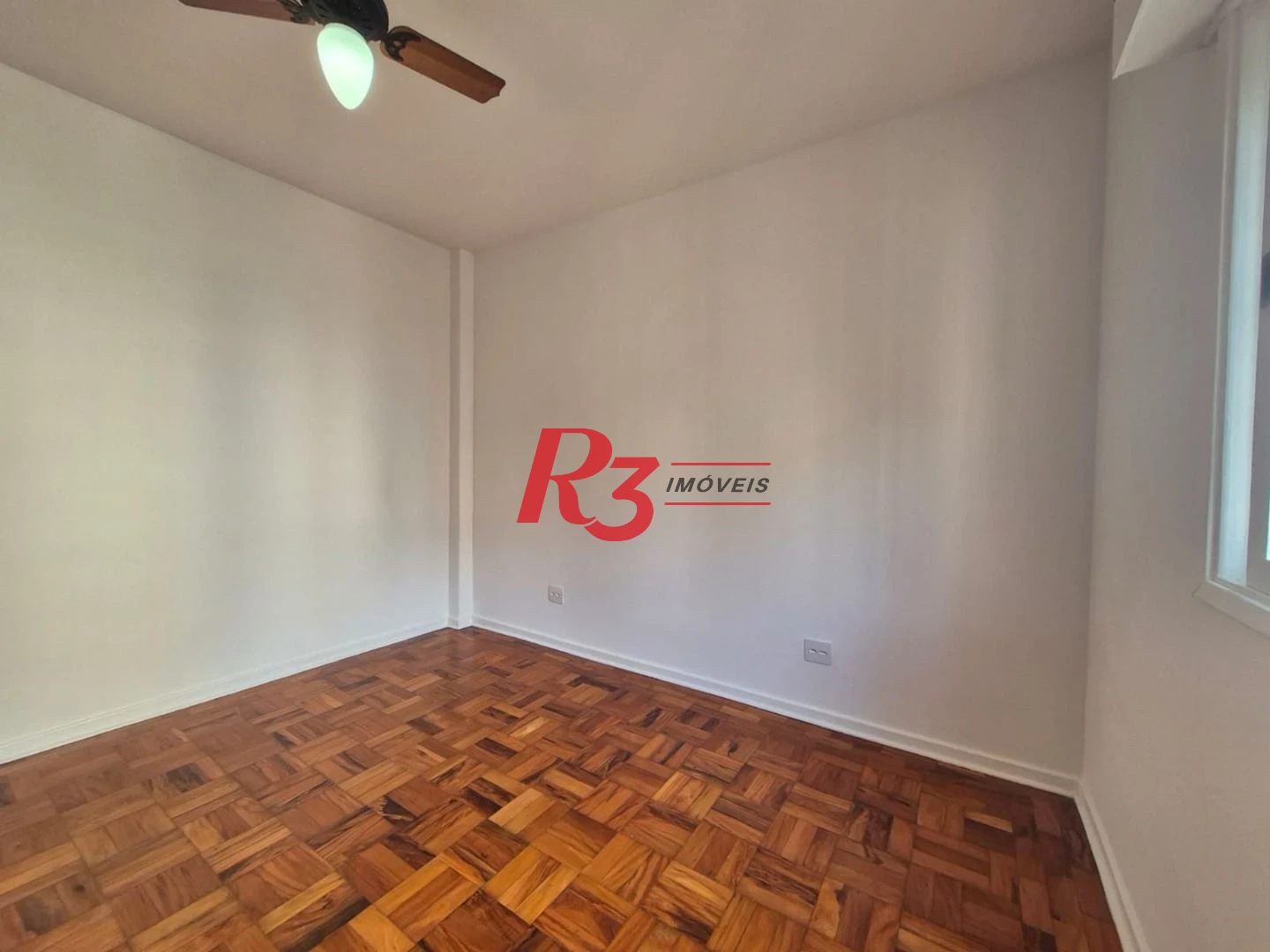 Apartamento com 3 dormitórios à venda, 146 m² por R$ 1.050.000,00 - Boqueirão - Santos/SP