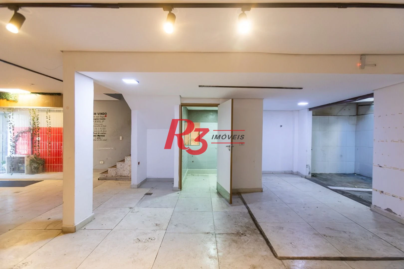 Loja para alugar, 76 m² por R$ 6.000,00/mês - Embaré - Santos/SP