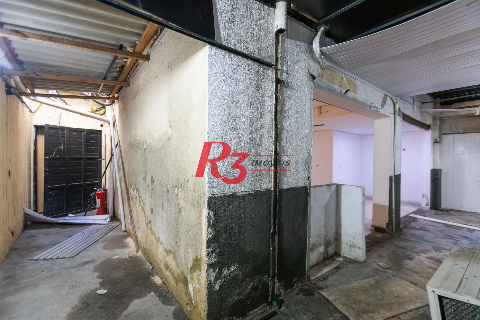Loja para alugar, 76 m² por R$ 6.000,00/mês - Embaré - Santos/SP