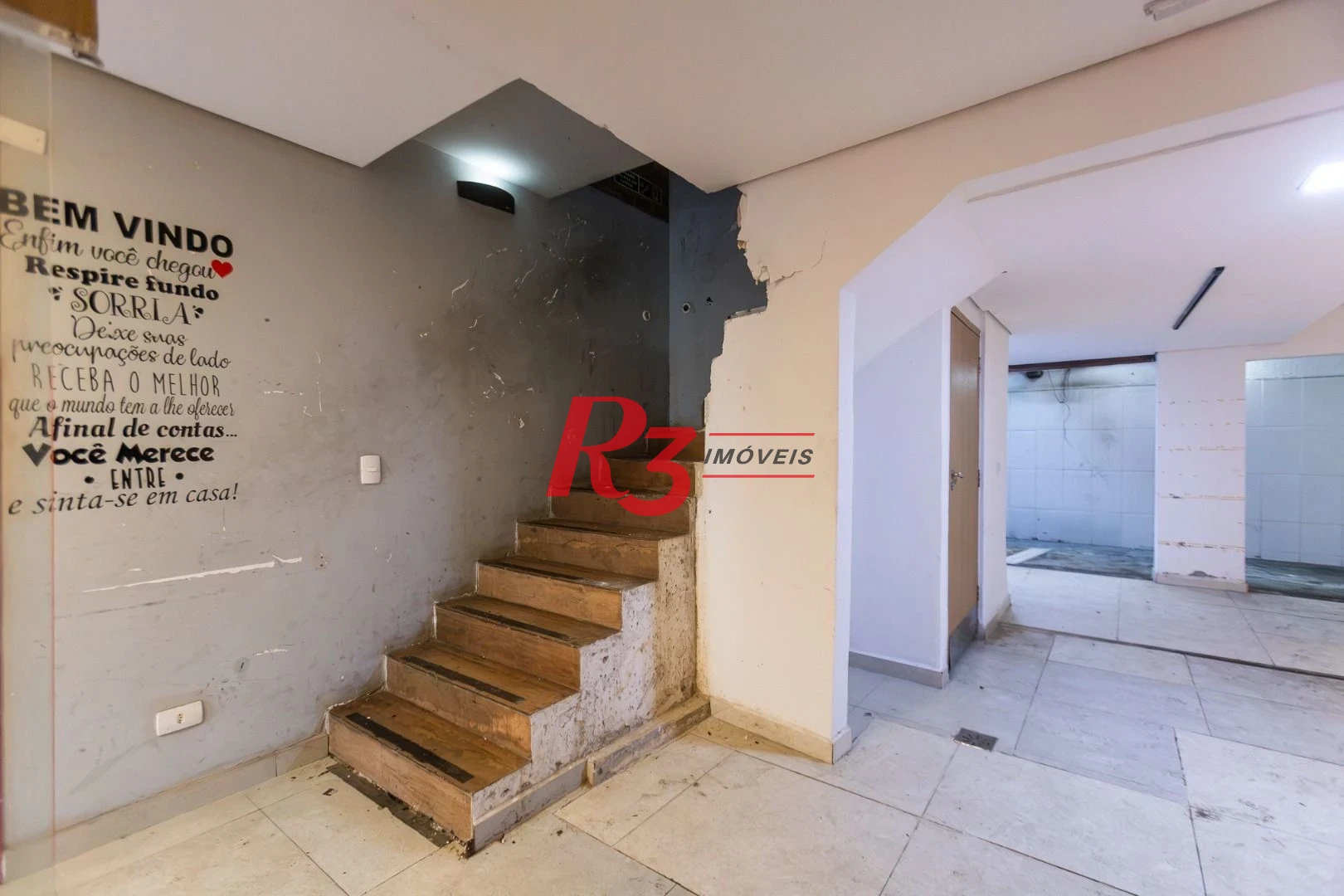 Loja para alugar, 76 m² por R$ 6.000,00/mês - Embaré - Santos/SP