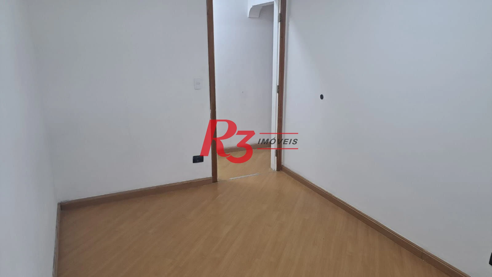 Apartamento com 3 dormitórios à venda, 75 m² por R$ 449.500,00 - Encruzilhada - Santos/SP