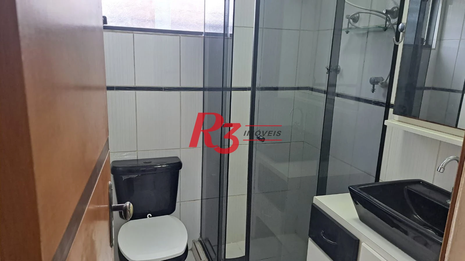 Apartamento com 3 dormitórios à venda, 75 m² por R$ 449.500,00 - Encruzilhada - Santos/SP