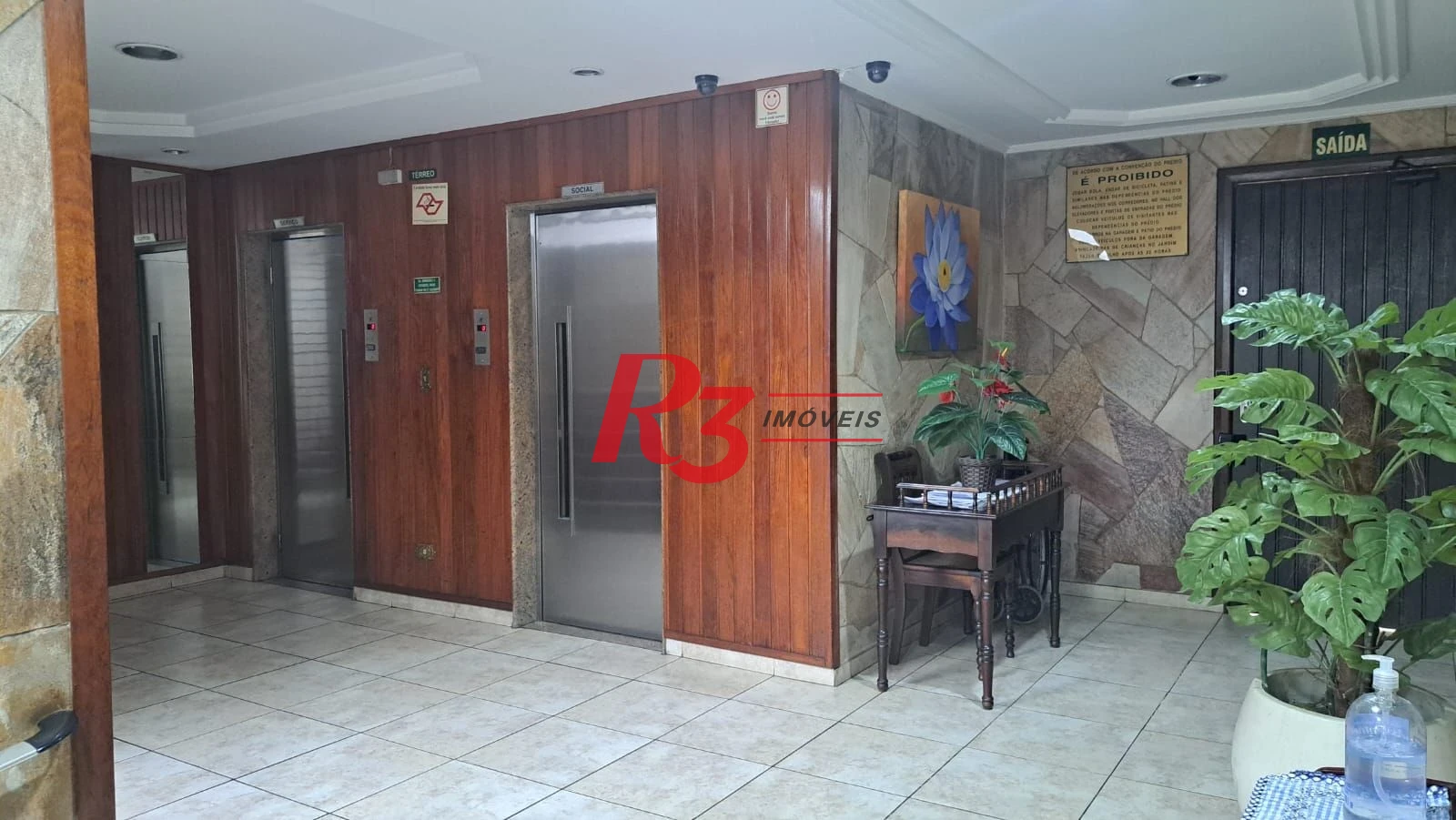 Apartamento com 3 dormitórios à venda, 75 m² por R$ 449.500,00 - Encruzilhada - Santos/SP