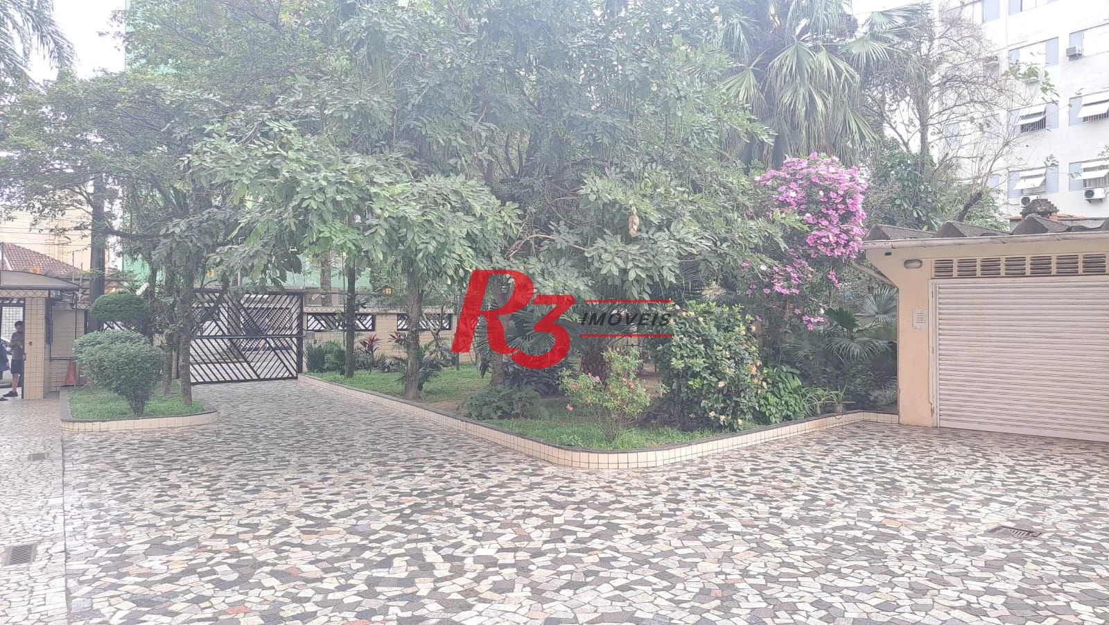 Apartamento com 3 dormitórios à venda, 75 m² por R$ 449.500,00 - Encruzilhada - Santos/SP