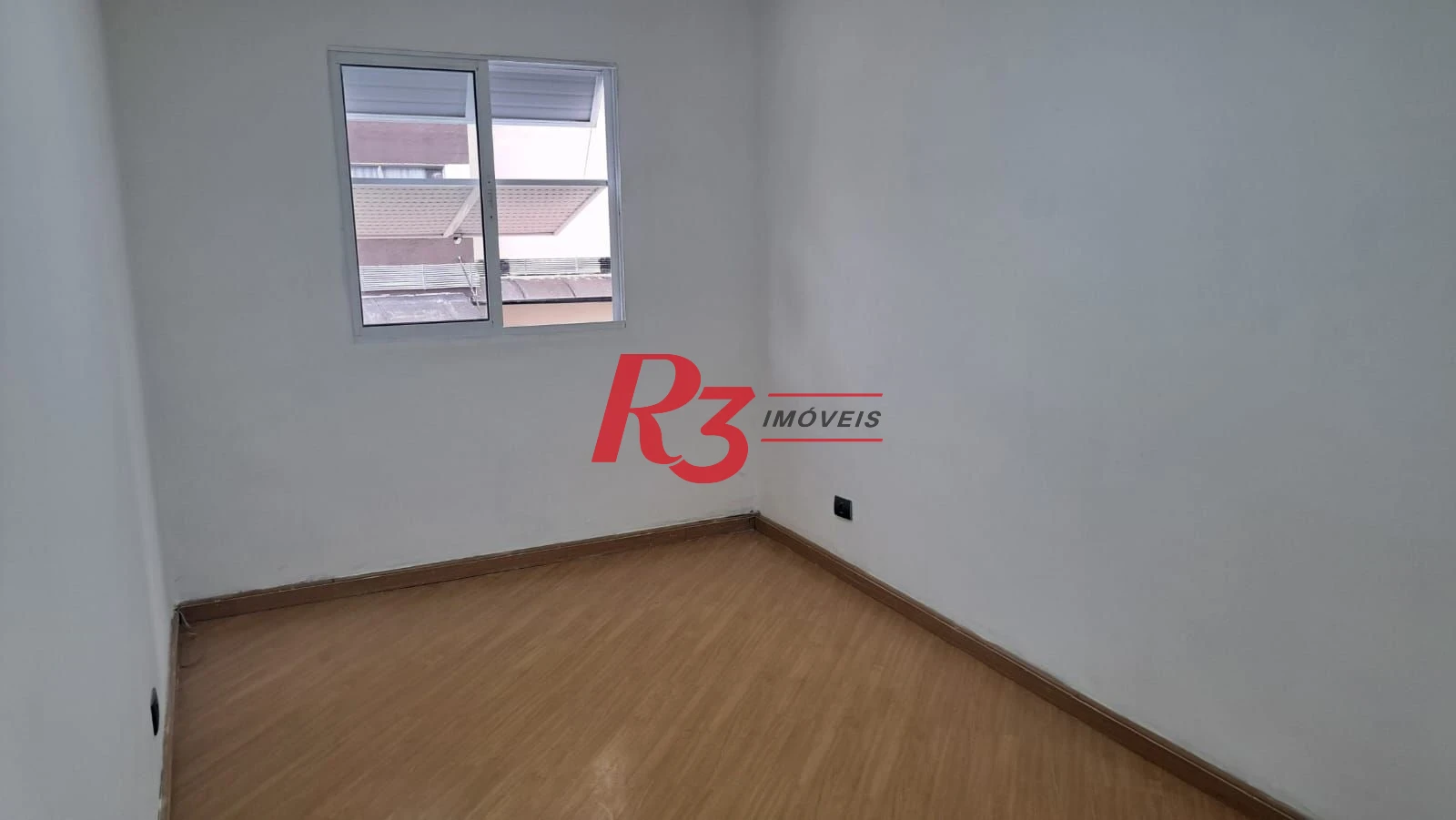 Apartamento com 3 dormitórios à venda, 75 m² por R$ 449.500,00 - Encruzilhada - Santos/SP