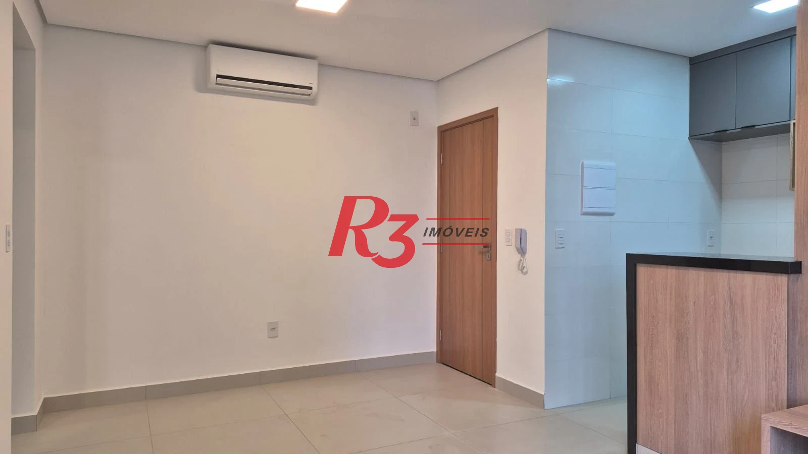 Apartamento com 1 dormitório para alugar, 55 m² por R$ 5.100,02/mês - Aparecida - Santos/SP