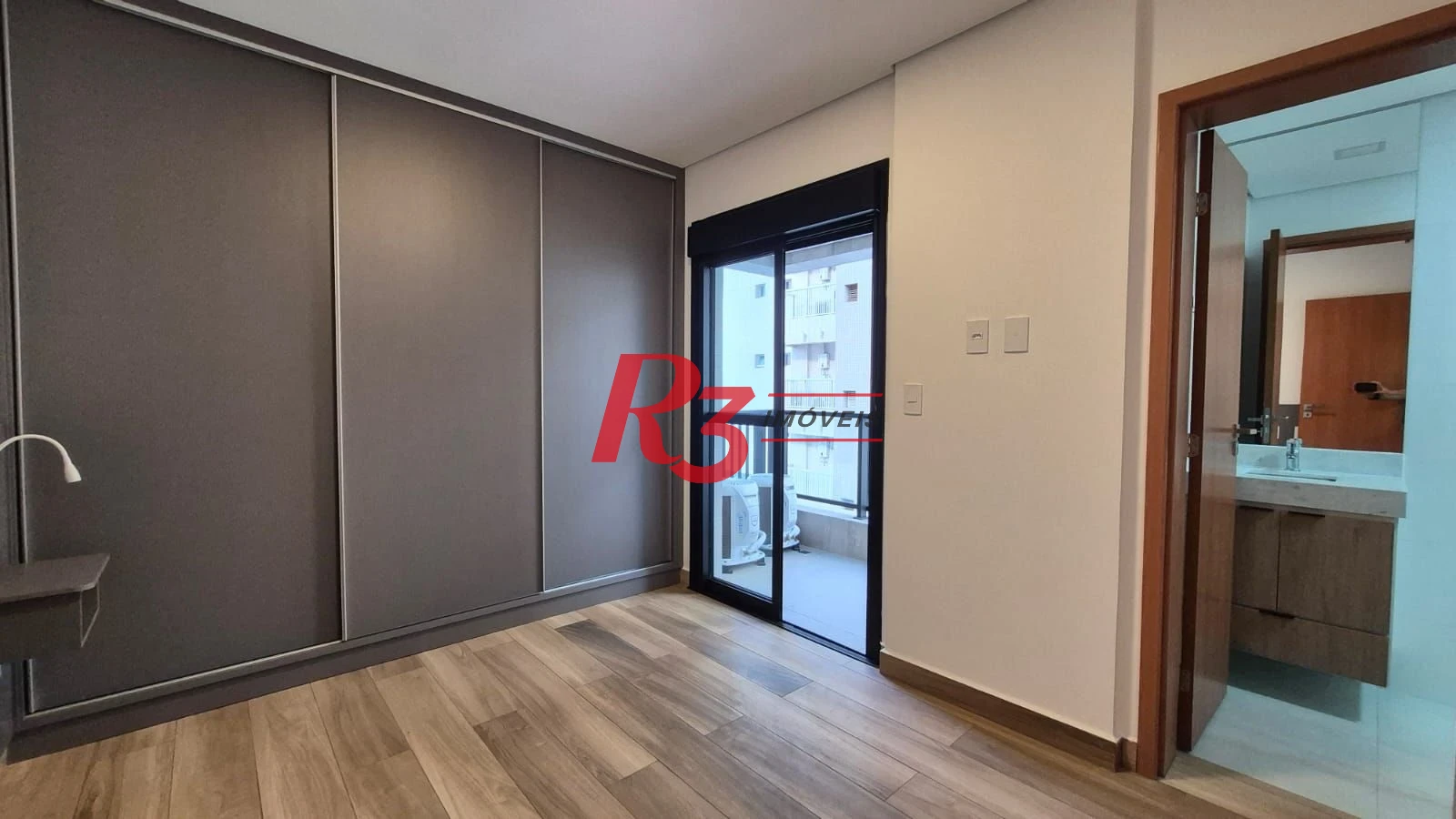 Apartamento com 1 dormitório para alugar, 55 m² por R$ 5.100,02/mês - Aparecida - Santos/SP