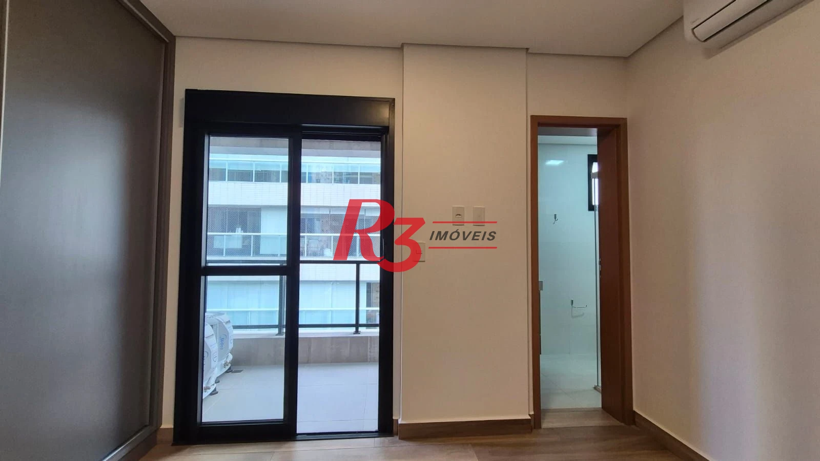 Apartamento com 1 dormitório para alugar, 55 m² por R$ 5.100,02/mês - Aparecida - Santos/SP