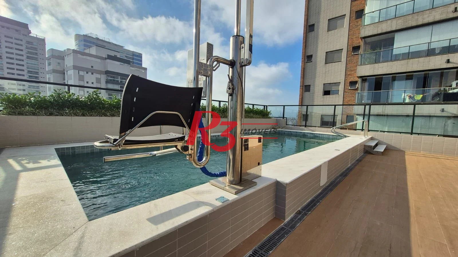 Apartamento com 1 dormitório para alugar, 55 m² por R$ 5.100,02/mês - Aparecida - Santos/SP