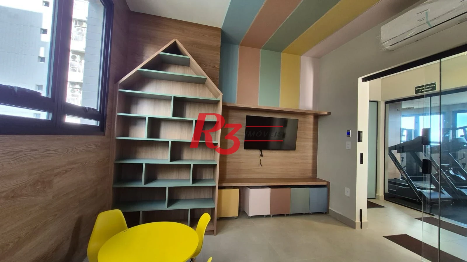Apartamento com 1 dormitório para alugar, 55 m² por R$ 5.100,02/mês - Aparecida - Santos/SP