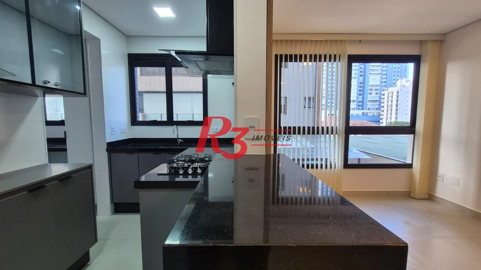 Apartamento com 1 dormitório para alugar, 55 m² por R$ 5.100,02/mês - Aparecida - Santos/SP