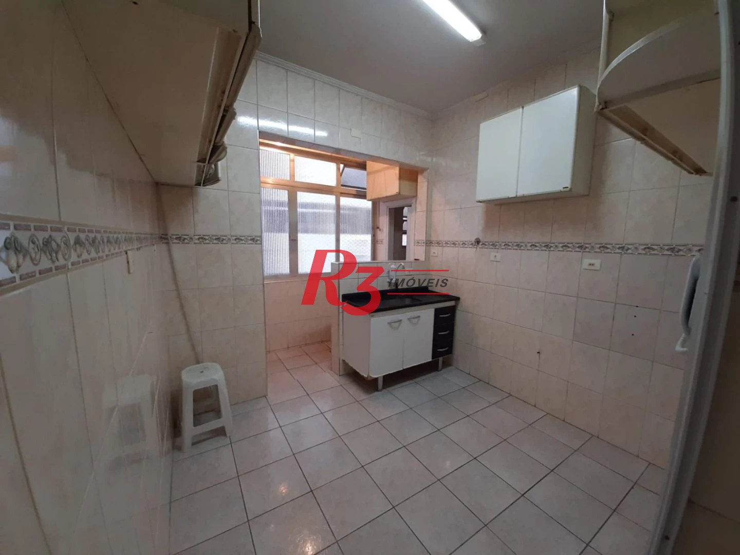 Apartamento com 2 dormitórios à venda, 78 m² por R$ 429.990,00 - Gonzaga - Santos/SP