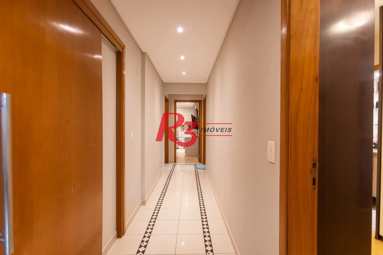 Apartamento com 4 dormitórios à venda, 213 m² por R$ 2.890.000,00 - Boqueirão - Santos/SP