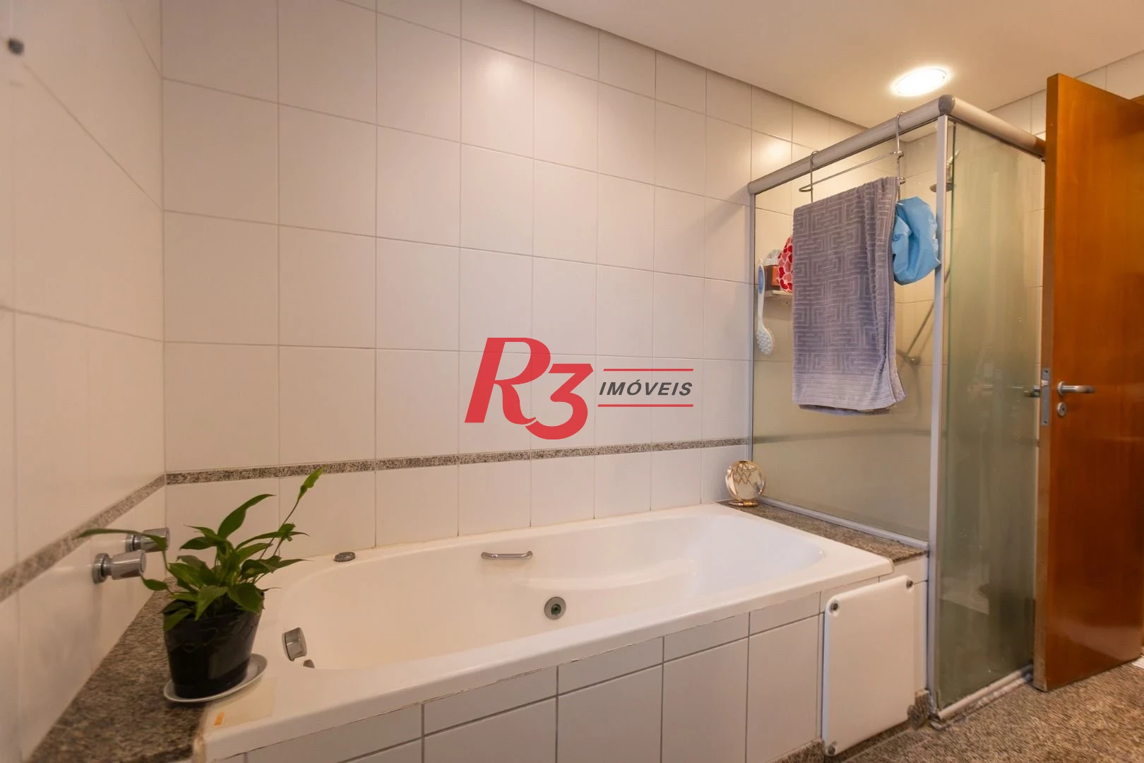 Apartamento com 4 dormitórios à venda, 213 m² por R$ 2.890.000,00 - Boqueirão - Santos/SP
