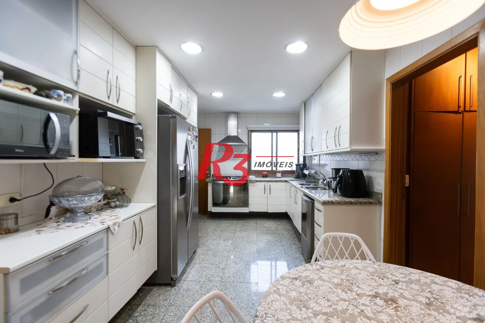 Apartamento com 4 dormitórios à venda, 213 m² por R$ 2.890.000,00 - Boqueirão - Santos/SP