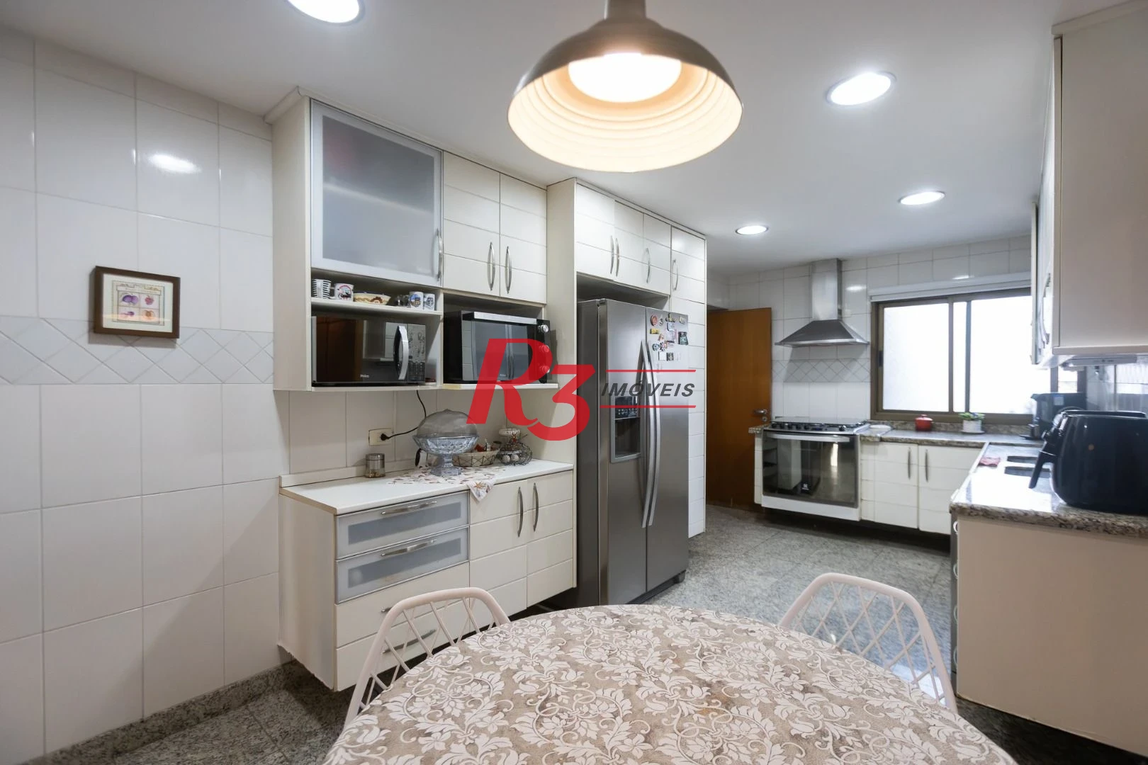 Apartamento com 4 dormitórios à venda, 213 m² por R$ 2.890.000,00 - Boqueirão - Santos/SP