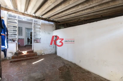 Casa com 2 dormitórios à venda, 157 m² por R$ 600.000,00 - Estuário - Santos/SP