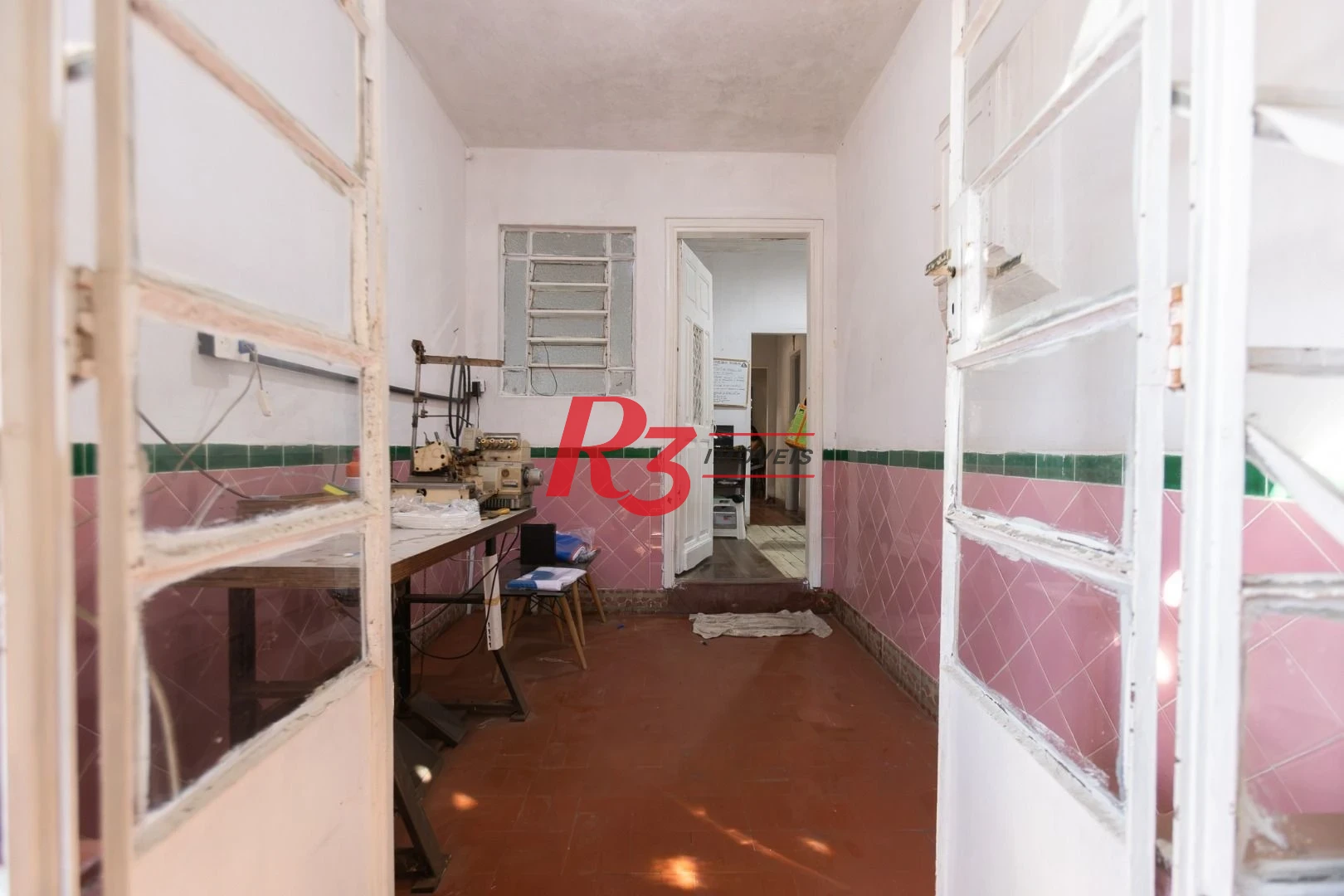 Casa com 2 dormitórios à venda, 157 m² por R$ 600.000,00 - Estuário - Santos/SP