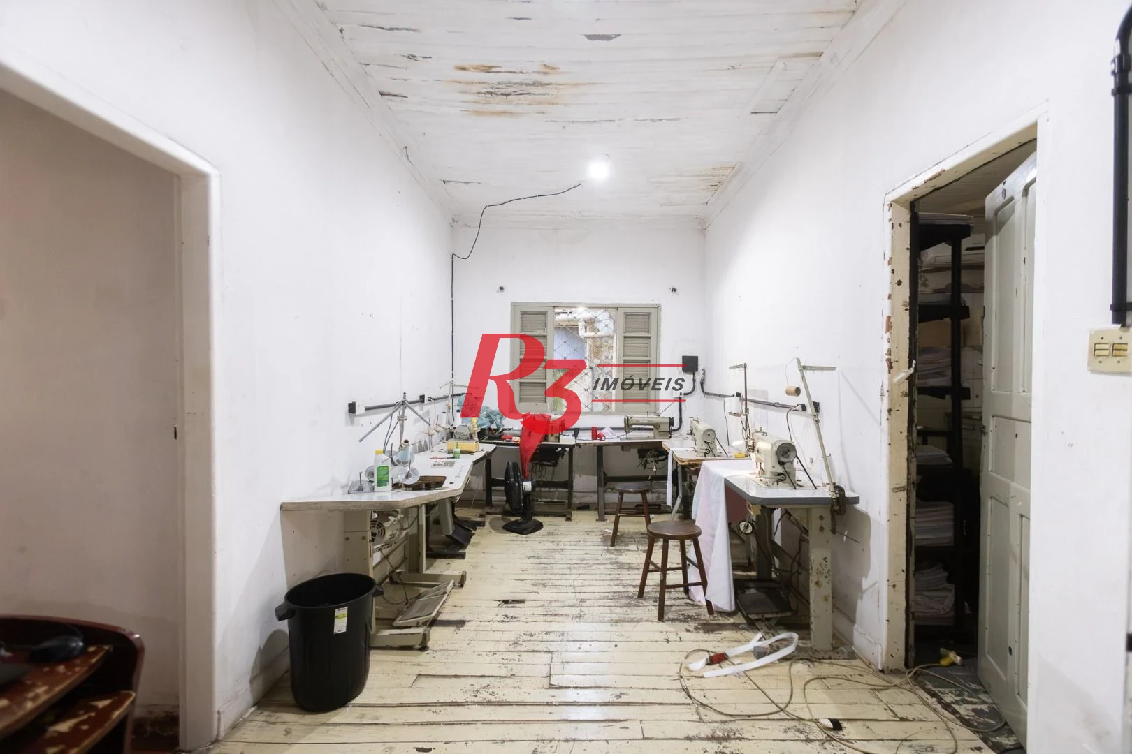 Casa com 2 dormitórios à venda, 157 m² por R$ 600.000,00 - Estuário - Santos/SP