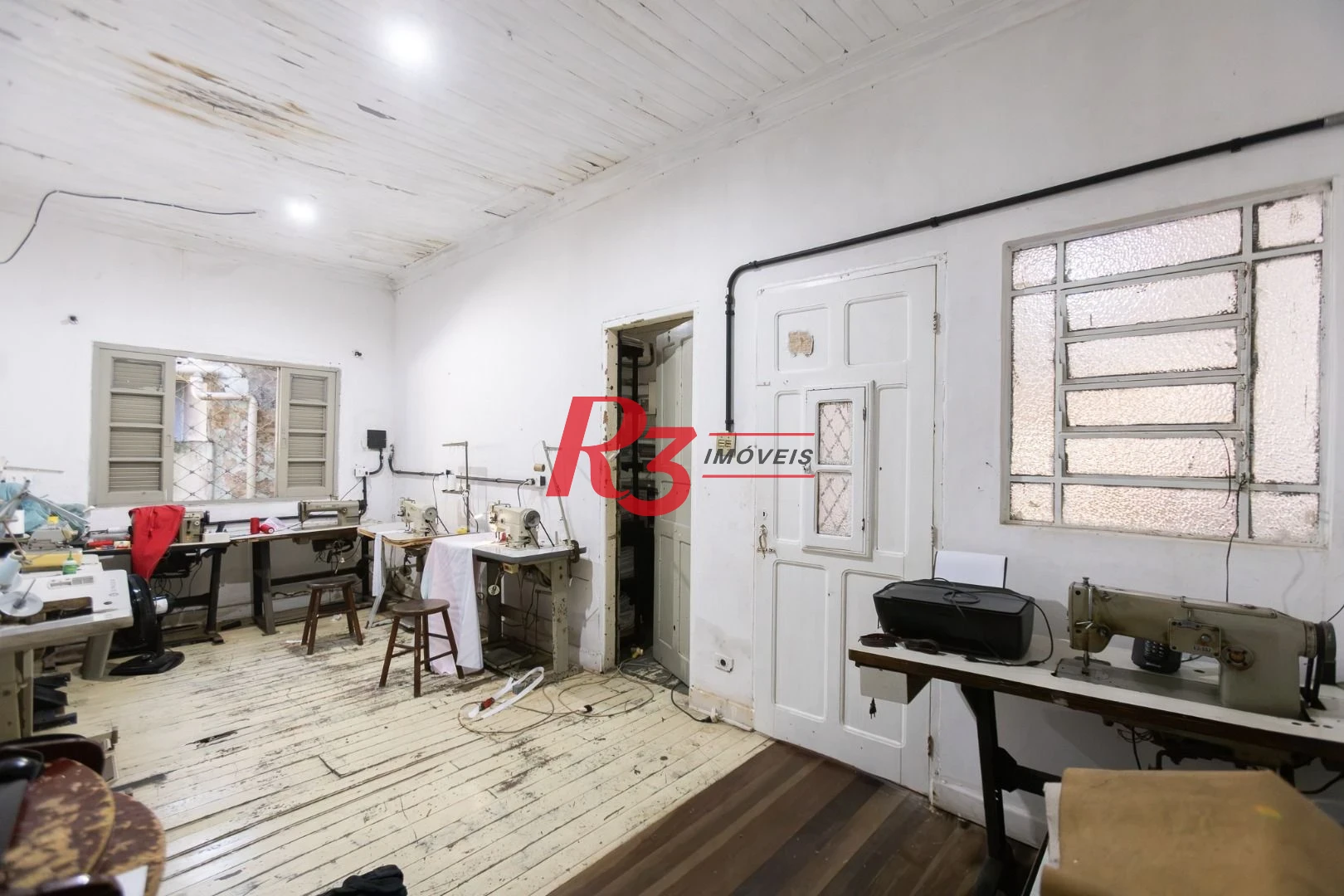 Casa com 2 dormitórios à venda, 157 m² por R$ 600.000,00 - Estuário - Santos/SP