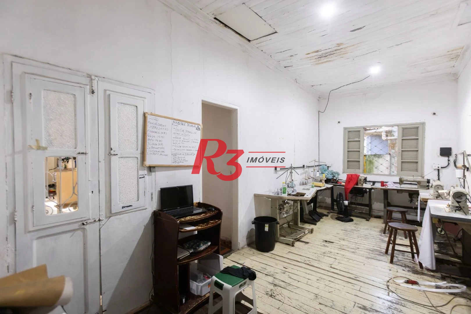 Casa com 2 dormitórios à venda, 157 m² por R$ 600.000,00 - Estuário - Santos/SP