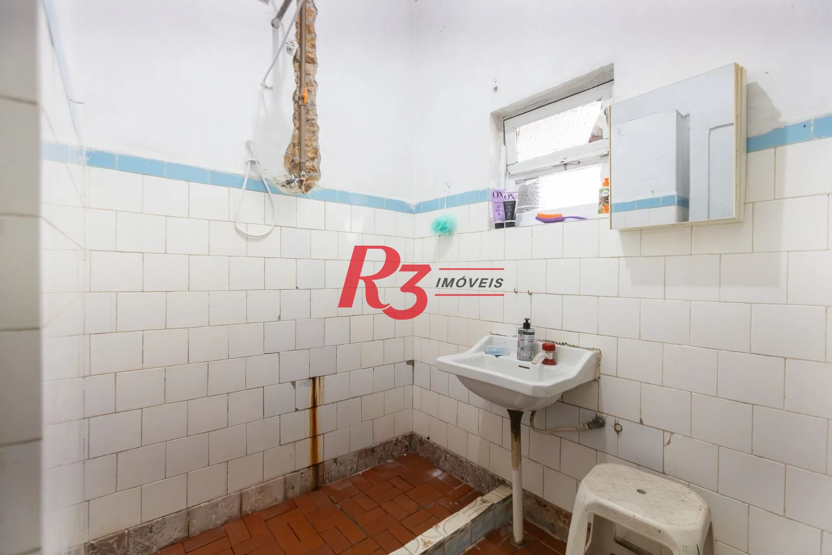 Casa com 2 dormitórios à venda, 157 m² por R$ 600.000,00 - Estuário - Santos/SP
