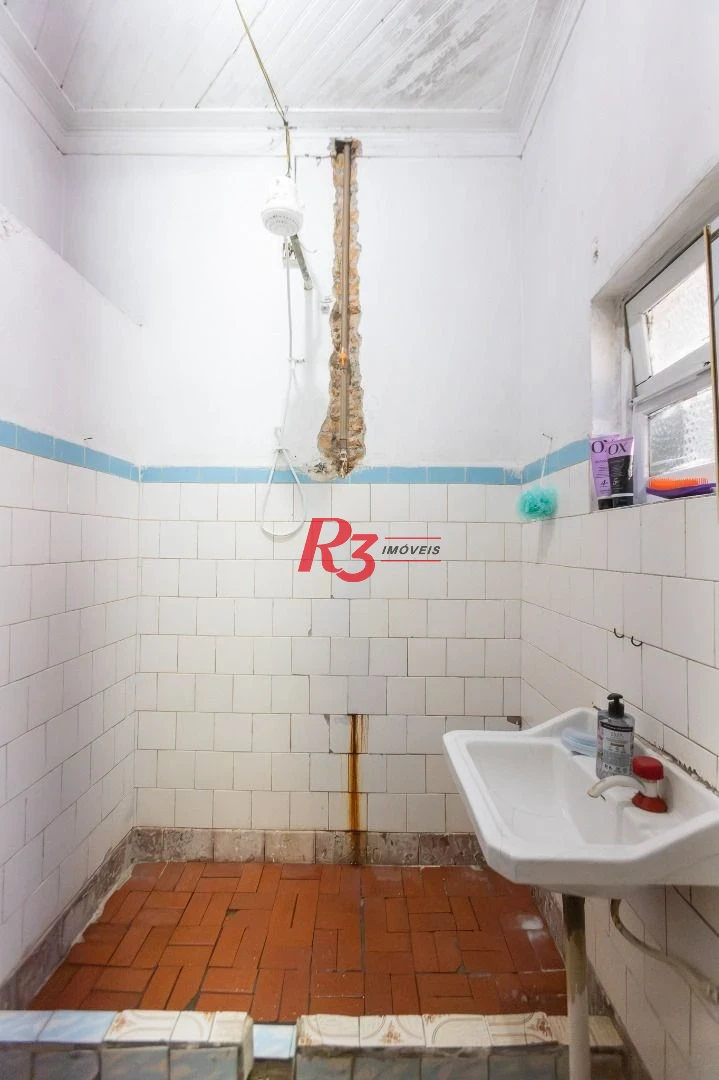 Casa com 2 dormitórios à venda, 157 m² por R$ 600.000,00 - Estuário - Santos/SP