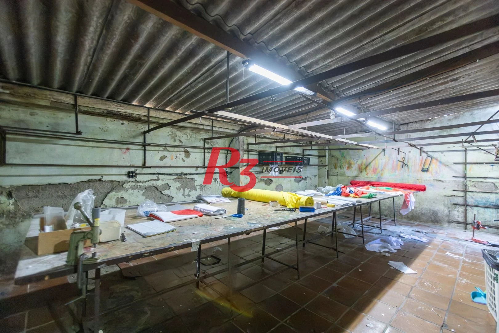 Casa com 2 dormitórios à venda, 157 m² por R$ 600.000,00 - Estuário - Santos/SP
