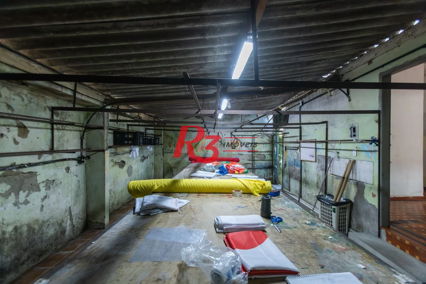 Casa com 2 dormitórios à venda, 157 m² por R$ 600.000,00 - Estuário - Santos/SP