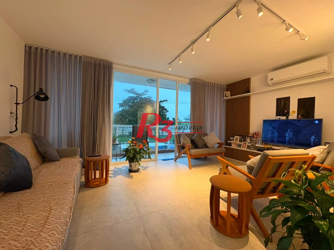Apartamento com 3 dormitórios à venda, 127 m² por R$ 1.299.000,00 - Gonzaga - Santos/SP