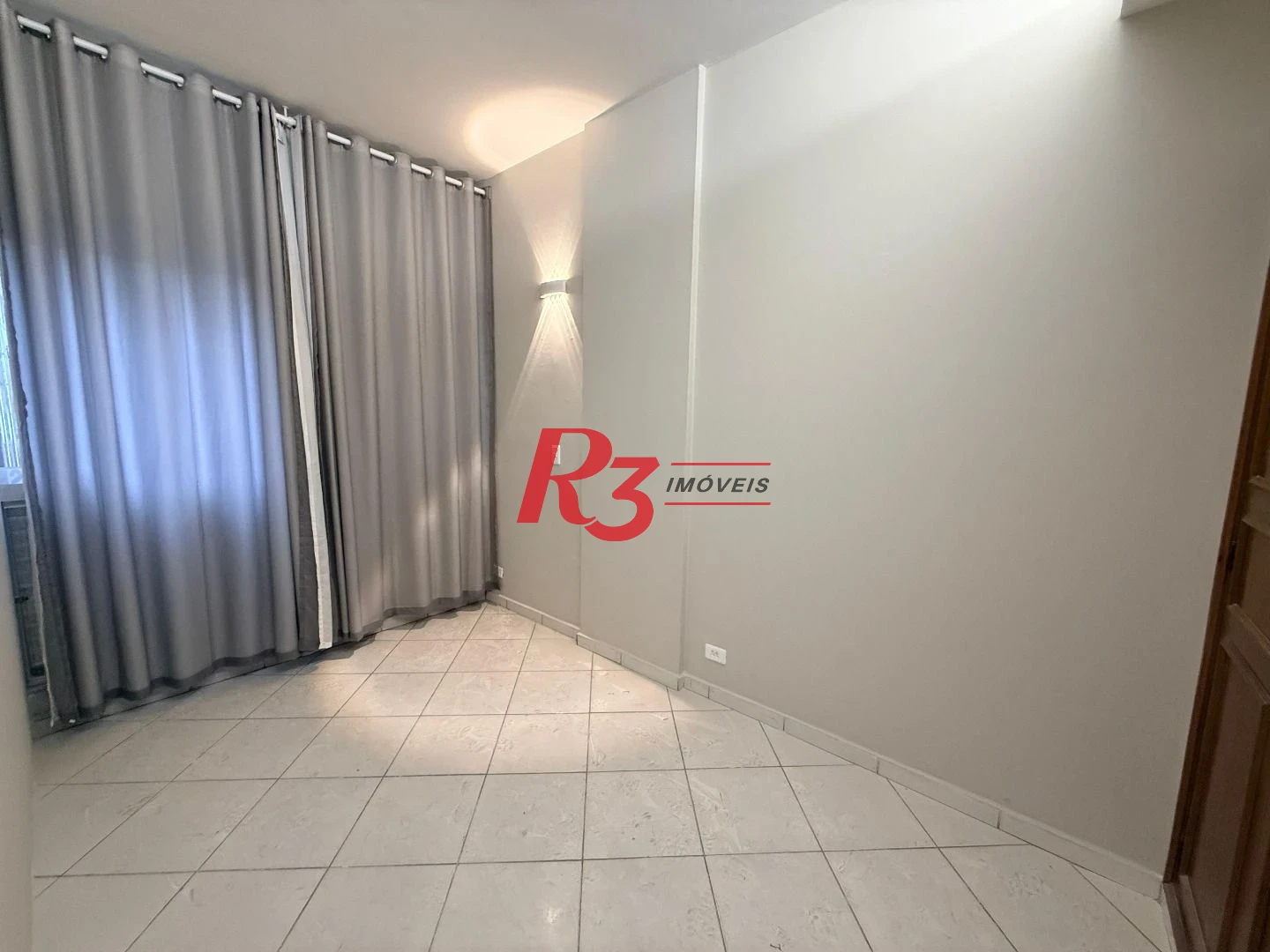 Apartamento à venda, 32 m² por R$ 373.000,00 - Boqueirão - Santos/SP