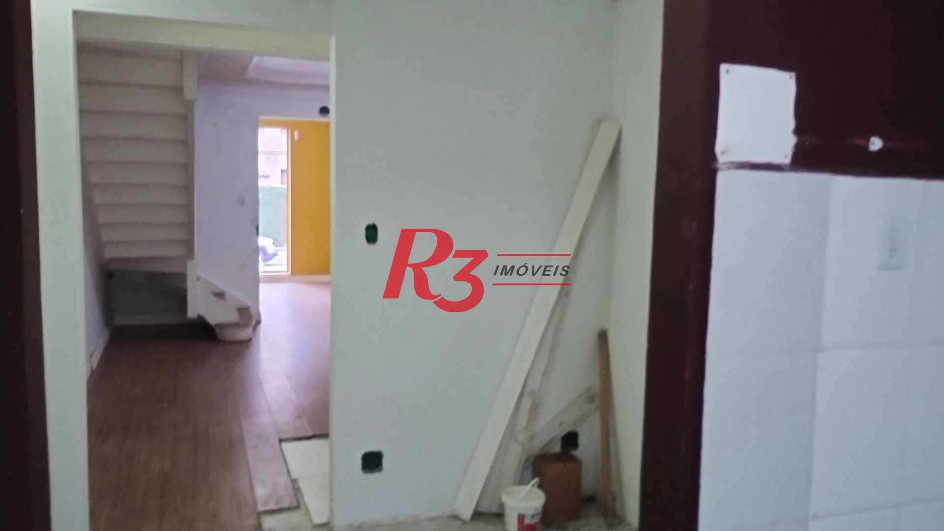 Casa com 3 dormitórios para alugar, 127 m² por R$ 6.424,34/mês - Boqueirão - Santos/SP